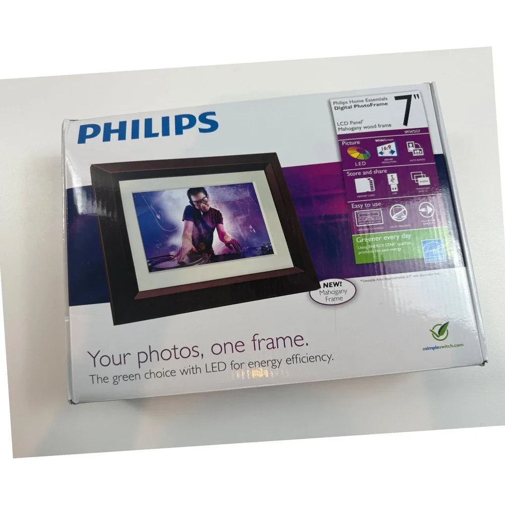 Philips 7 inch LCD Digital Photo Frame Mahogany Wood Finish Energy Efficient LED